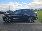 Used 2019 Ford Edge ST w/ Cold Weather Package image 5
