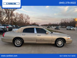 Used 2011 Lincoln Town Car Signature Limited w/ Continental Edition Pkg image 4