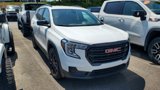 Used 2023 GMC Terrain SLE w/ Driver Convenience Package image 2