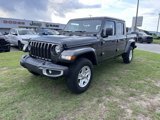 Certified 2023 Jeep Gladiator Sport image 3