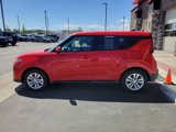 Used 2022 Kia Soul LX image 4