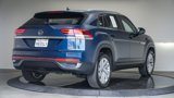 Used 2022 Volkswagen Atlas Cross Sport SE w/ Panoramic Sunroof Package image 5