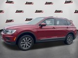 Used 2020 Volkswagen Tiguan SE w/ Panoramic Sunroof Package image 2