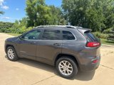 Used 2017 Jeep Cherokee Latitude w/ Cold Weather Group image 6