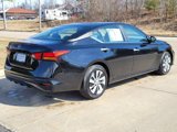 Used 2023 Nissan Altima 2.5 S image 3