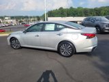 Used 2023 Nissan Altima 2.5 SV image 5