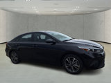 Used 2022 Kia Forte LXS image 3