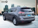 Used 2016 Nissan Rogue SV image 3