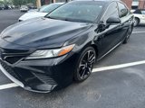 Used 2018 Toyota Camry XSE image 3