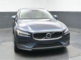 Used 2020 Volvo V60 T5 Cross Country image 2