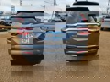 Used 2020 Buick Enclave Essence w/ Sound and Sites Package image 4