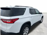 Used 2021 Chevrolet Traverse LT image 3