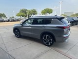 Used 2022 Mitsubishi Outlander SEL image 3