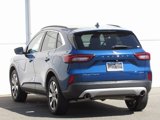 Used 2023 Ford Escape Platinum image 5