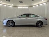 Certified 2022 Lexus ES 250 w/ Premium Package image 5