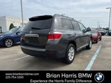 Used 2012 Toyota Highlander FWD image 2
