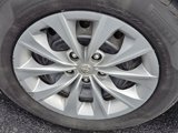 Used 2017 Toyota Camry LE image 3