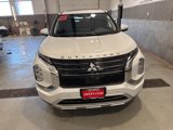 New 2025 Mitsubishi Outlander SE image 5