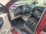 Used 2018 Dodge Grand Caravan SE w/ UConnect Hands-Free Group image 6