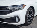 Used 2023 Volkswagen Jetta Sport image 2