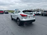 Used 2019 Nissan Rogue Sport SL w/ Premium Package image 2