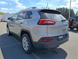 Certified 2017 Jeep Cherokee Latitude w/ True North Edition image 4