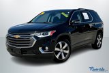 Used 2019 Chevrolet Traverse LT w/ LT Premium Package image 3