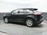 Used 2020 Ford Edge SEL w/ Convenience Package image 4