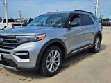 Used 2021 Ford Explorer XLT w/ Equipment Group 202A image 2