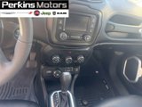 Used 2020 Jeep Renegade Sport w/ Sport Appearance Group image 3