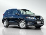 Used 2020 Nissan Rogue SV image 2