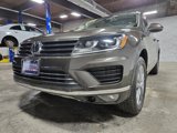 Used 2016 Volkswagen Touareg Sport image 5