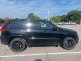 Used 2018 Jeep Grand Cherokee Altitude image 4