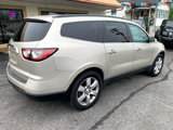 Used 2017 Chevrolet Traverse LT w/ Style and Technology Package image 5