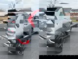 Used 2023 Kia Niro EX image 3