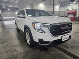 Used 2024 GMC Terrain SLE image 2