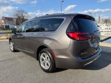 Certified 2021 Chrysler Pacifica Limited image 6