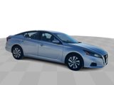 Used 2022 Nissan Altima 2.5 S image 2