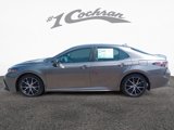 Used 2021 Toyota Camry SE w/ Cold Weather Package image 4