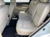 Used 2017 Nissan Rogue SV image 4