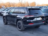 New 2025 Jeep Grand Cherokee Altitude image 4