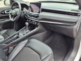 Used 2025 Jeep Compass Latitude w/ Altitude Special Edition image 5