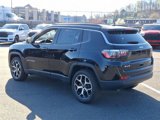 New 2025 Jeep Compass Limited image 3