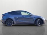 Used 2022 Tesla Model Y Long Range image 3