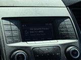 Used 2016 Ford Taurus SEL image 3