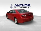 Used 2012 Toyota Camry L image 6