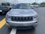 Used 2018 Jeep Grand Cherokee Laredo image 3