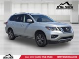 Used 2020 Nissan Pathfinder SV image 2