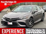 Used 2023 Toyota Camry SE image 3
