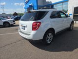 Used 2017 Chevrolet Equinox LT w/ Convenience Package image 2
